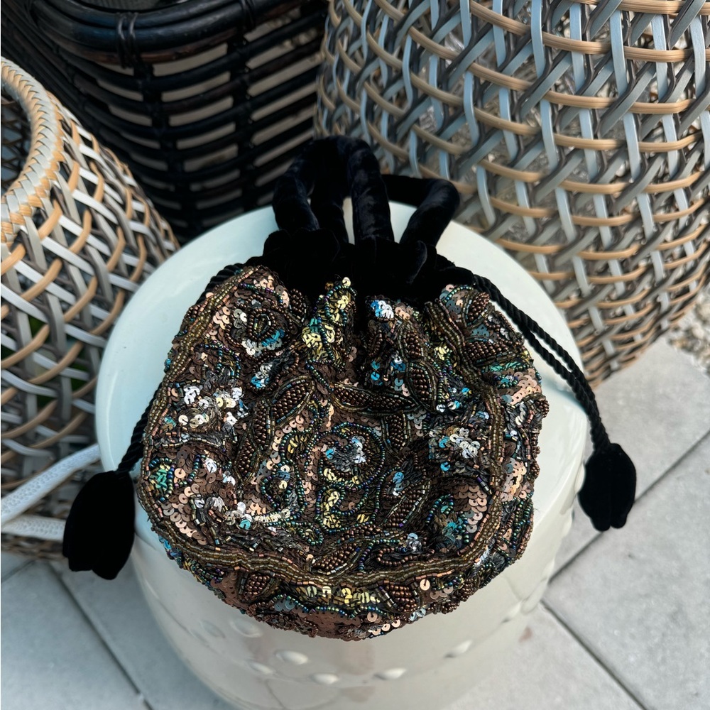 Chicos Vintage Bucket & Drawstring Beaded Multi color.